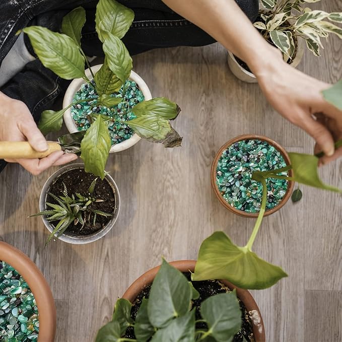 Halatool 4LB Green Aquarium Gravel for Fish Tank 0.35"- 0.6" Natural Landscaping Pebbles for Decorations Small Succulent Rocks for Indoor Outdoor Plants DIY Crafts & Vase Filler