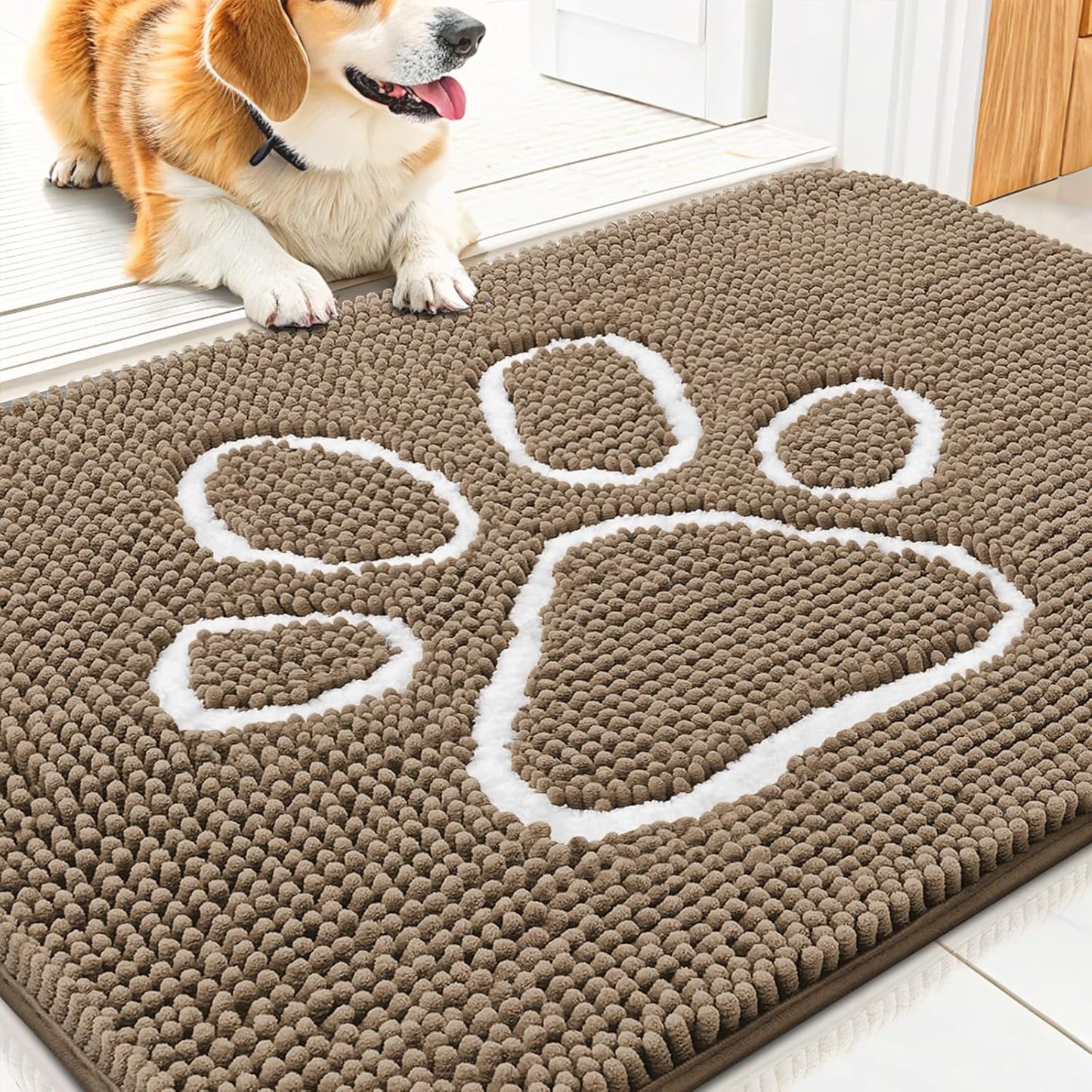 Smiry Dog Door Mat for Muddy Paws, Absorbent Dirt Trapper Non Slip Quick Dry Washable Chenille Mat for Mud Dogs, Entry Rug for Indoor and Outdoor (30x20 Inches, Camel)