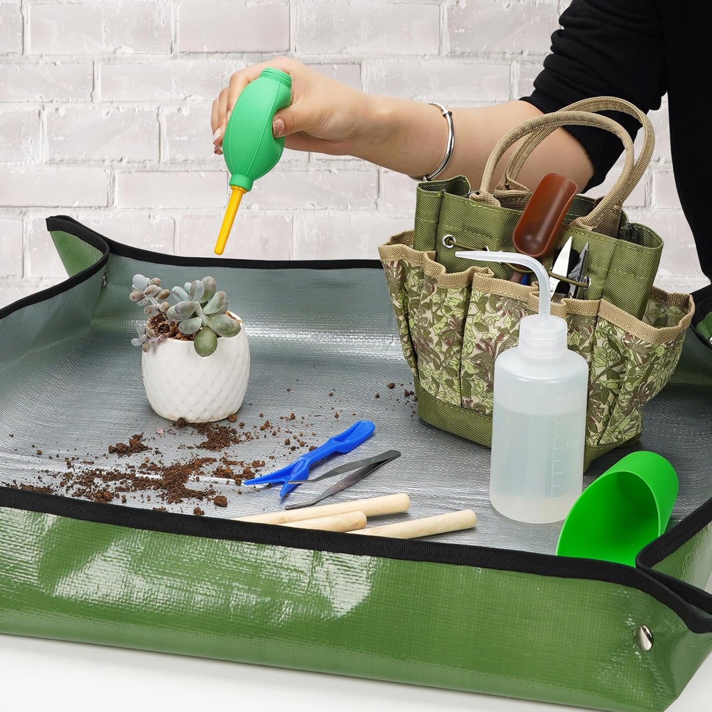 Succulent Tools Kit with Organizer Bag- 13Pcs Indoor Gardening Tools |Mini Succulent Hand Tools with Tote, Succulent Transplanting Supplies, Present for Gardeners Plant Care (Honeysuck)